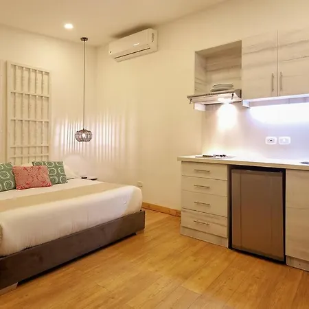 Beautiful 1br In Manga / Close To Getsemani 108